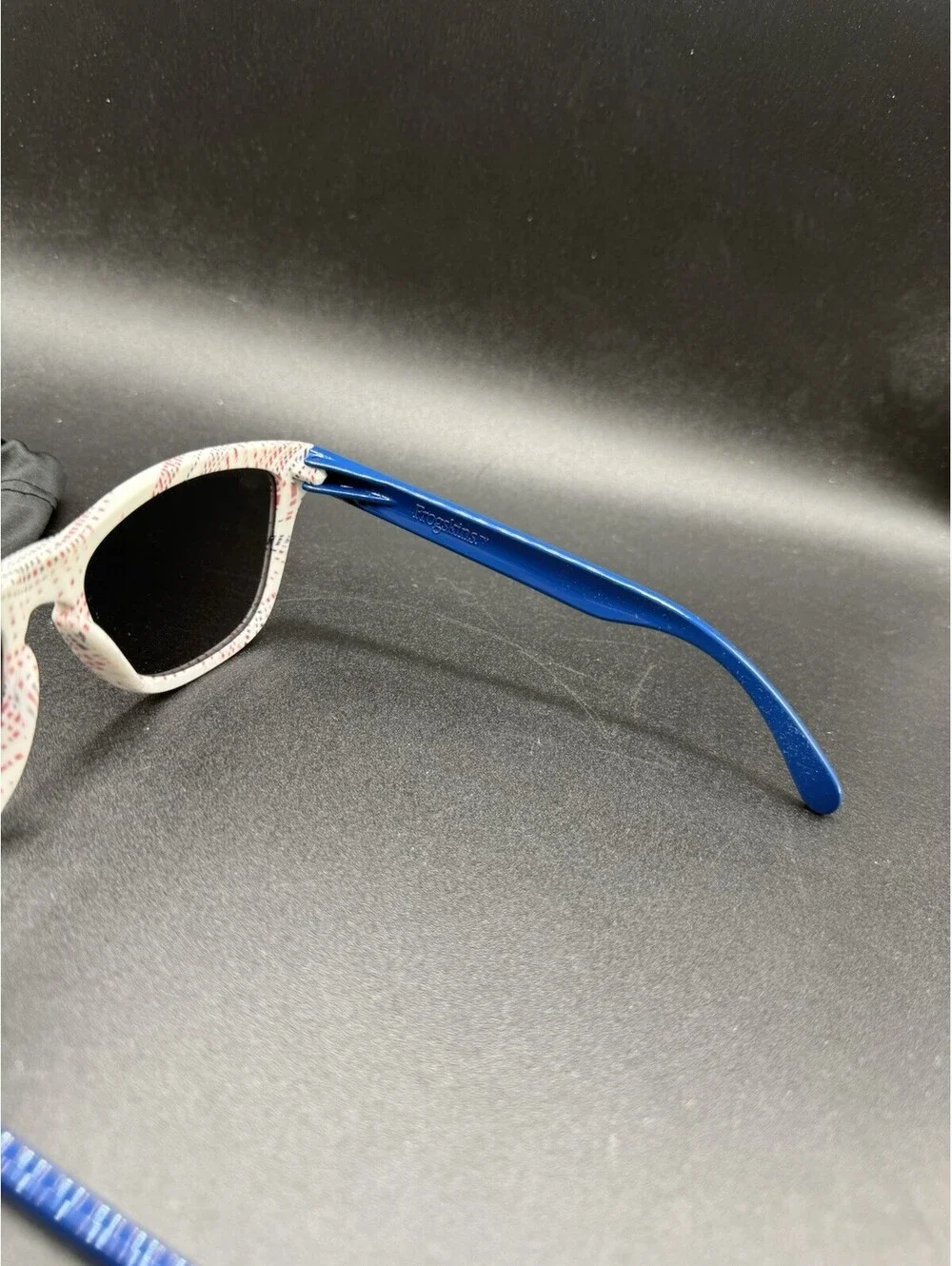 Oakley Frogskin White Team USA/+Red Iridium Lenses OO9013-85